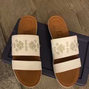 Fitflop White Sandals with Geometric Accents